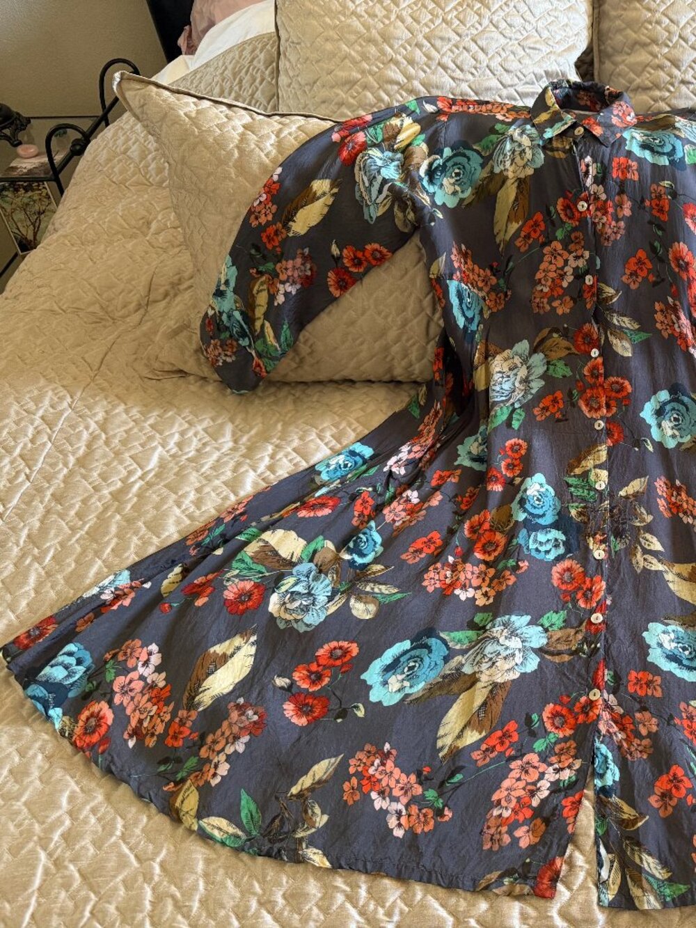 Paper Lace Silk-Ish Floral Dress - Picture 3 of 3
